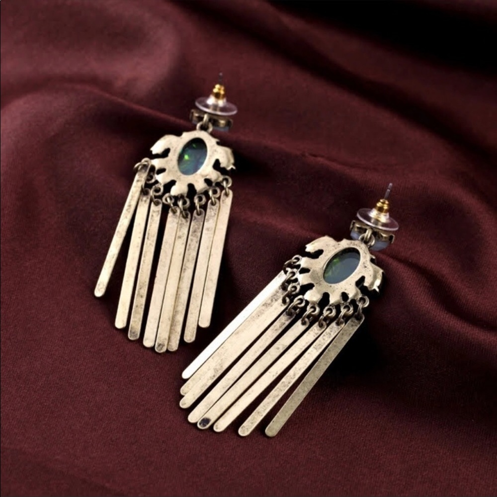 💍 HP! 💍 Gorgeous Metal Fringe Statement Ea… - Picture 5 of 5